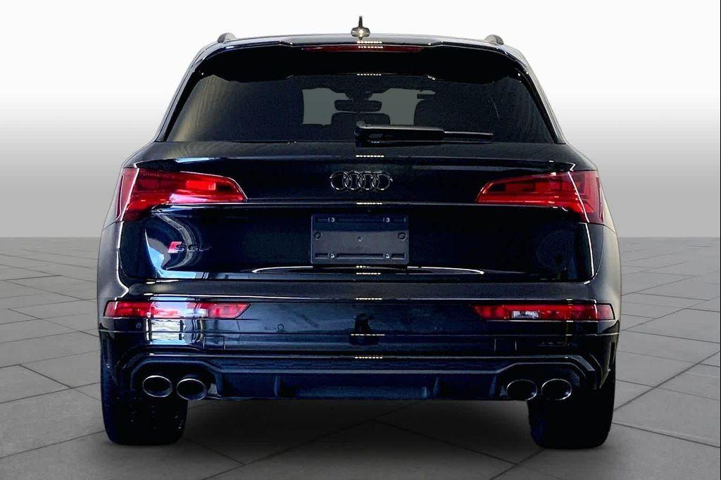 Audi SQ5 2024