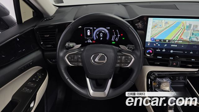 Lexus NX 2024
