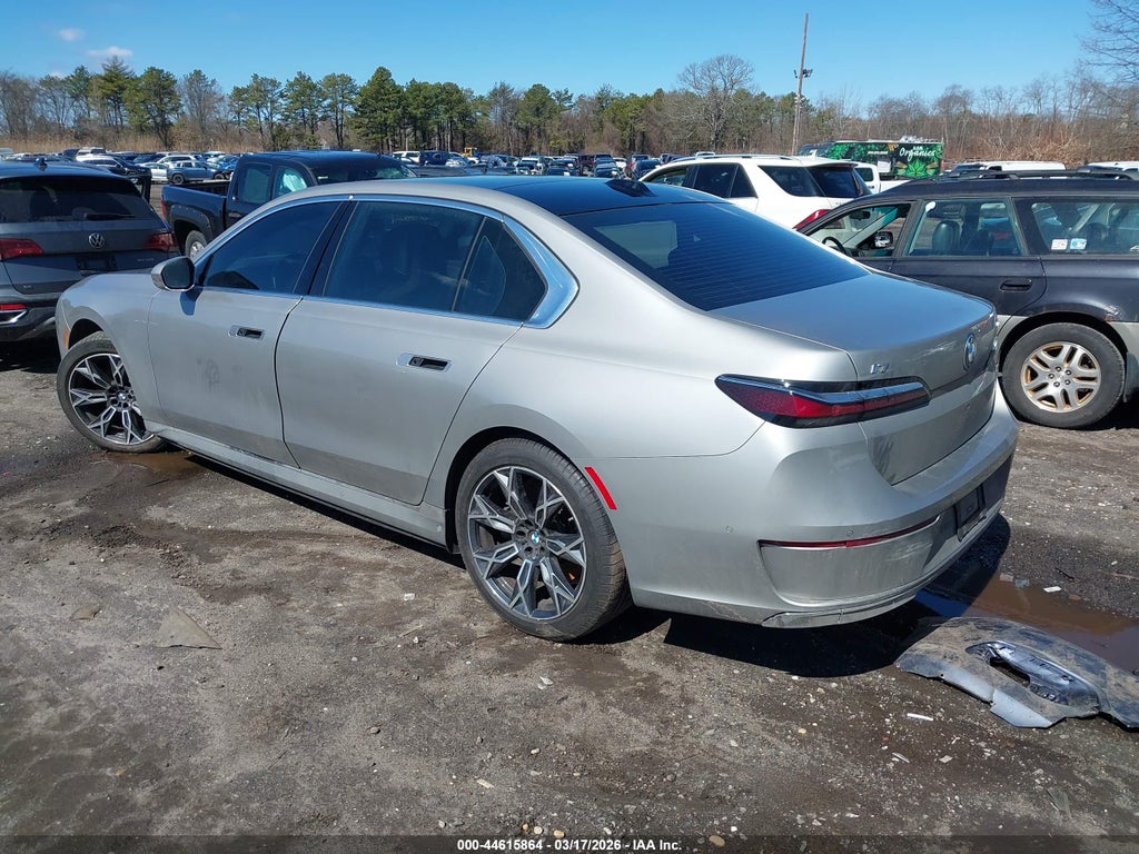 BMW i7 2024