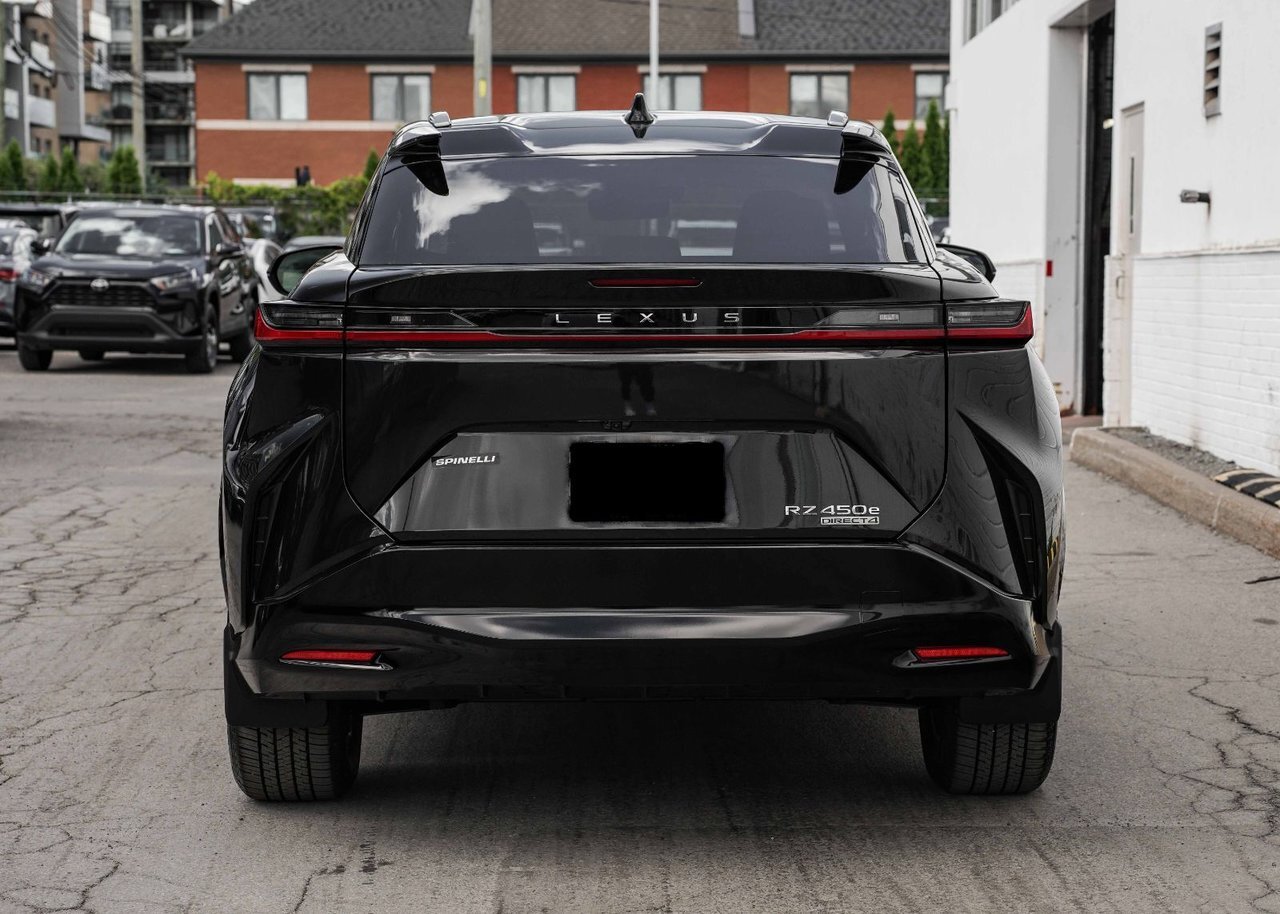 Lexus RZ 2025