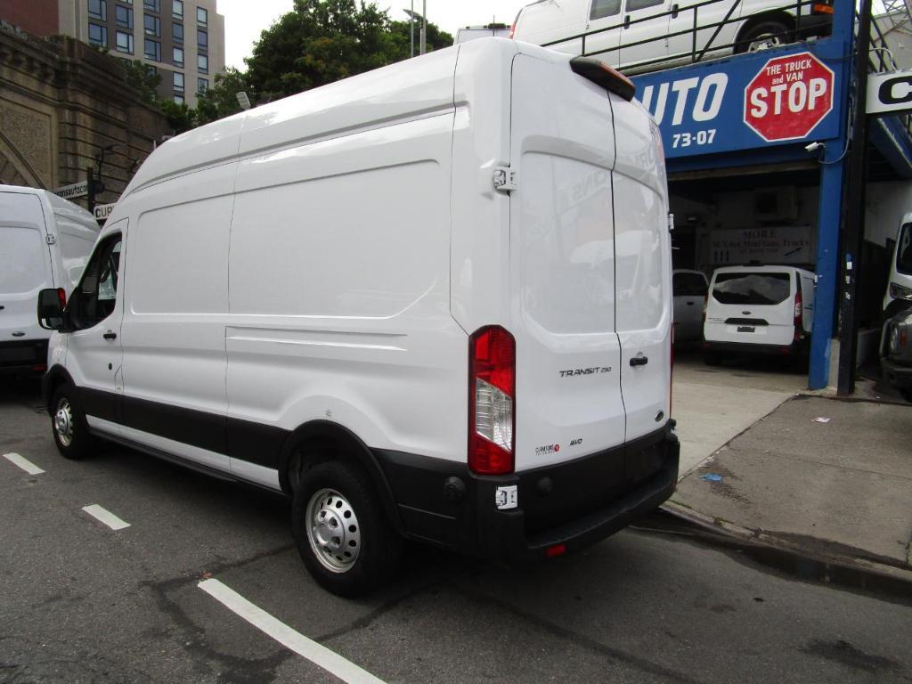 Ford Transit 2023