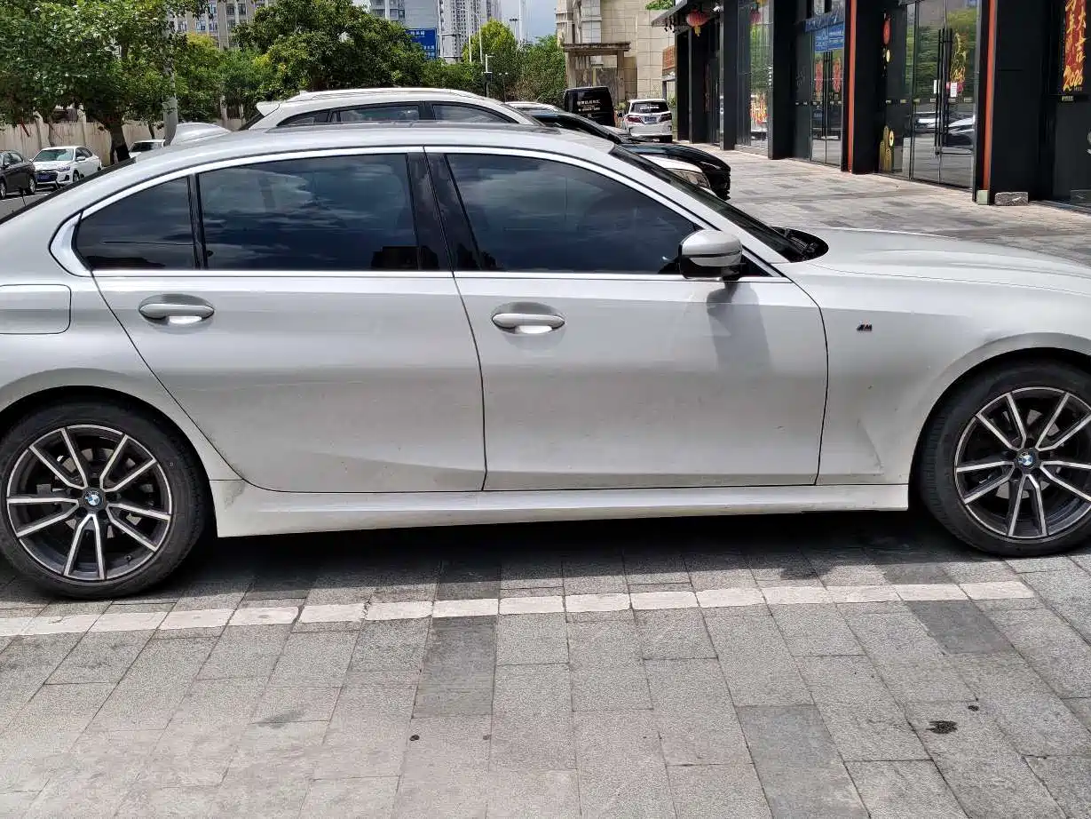 BMW 3 серии 2021