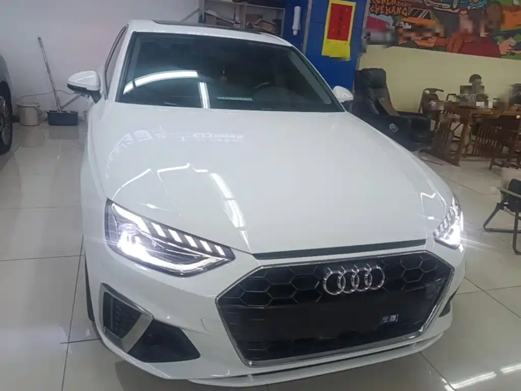 Audi A4 2022