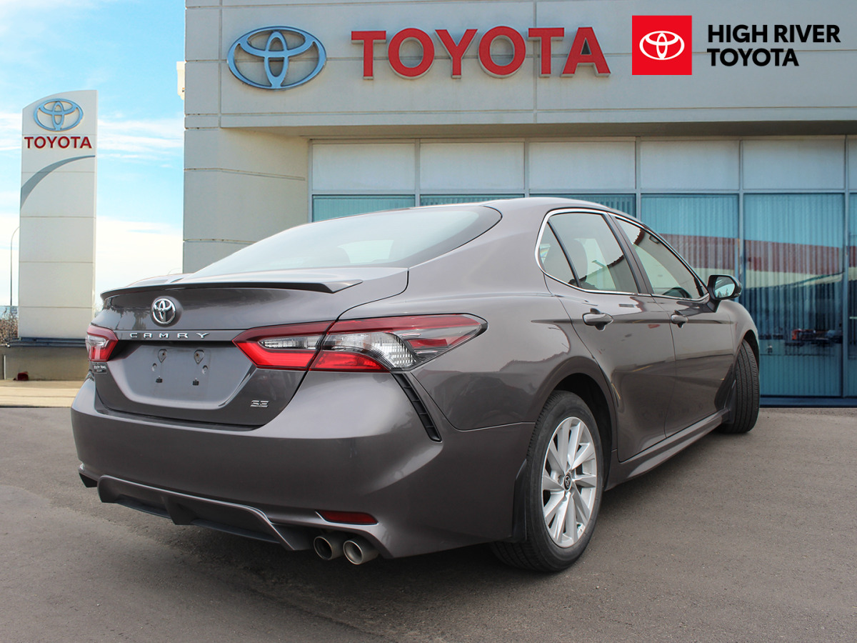 Toyota Camry 2024
