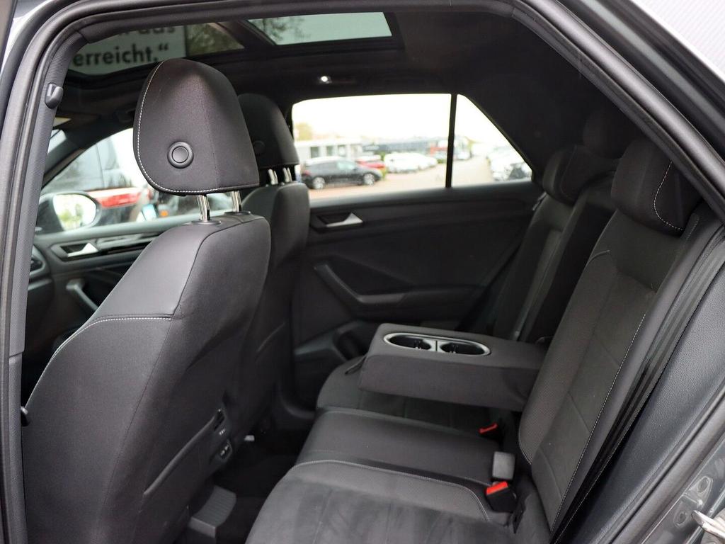 Volkswagen T-Roc 2023
