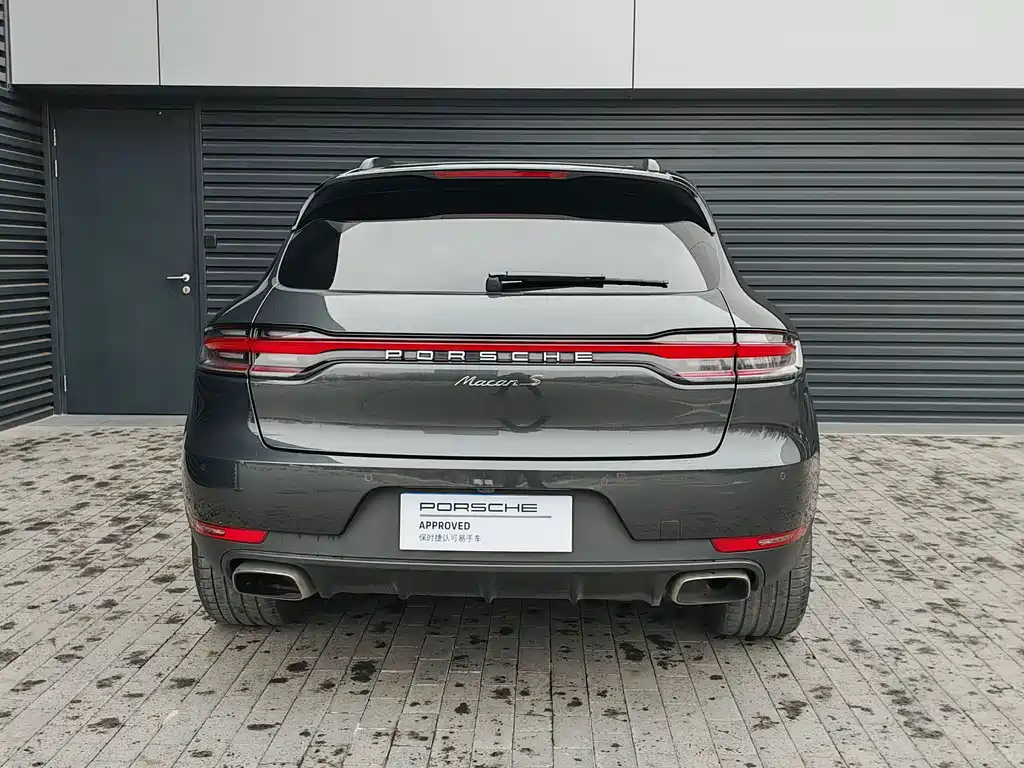 Porsche Macan 2021