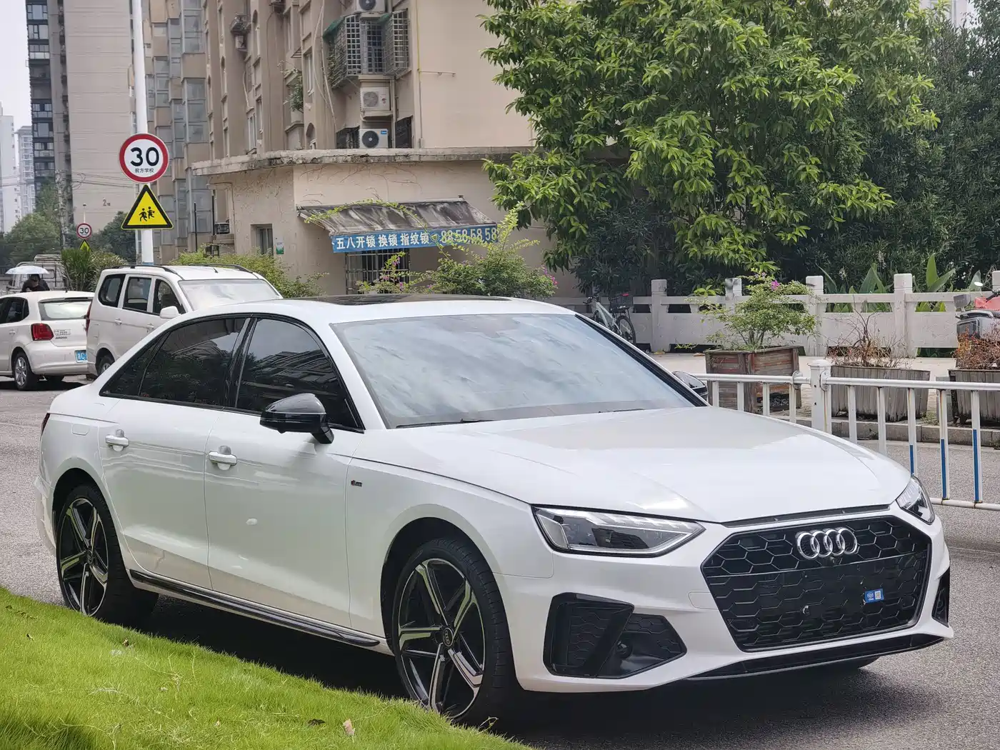 Audi A4 2025