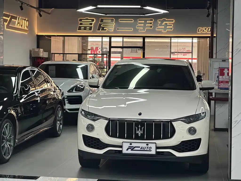Maserati Levante 2021
