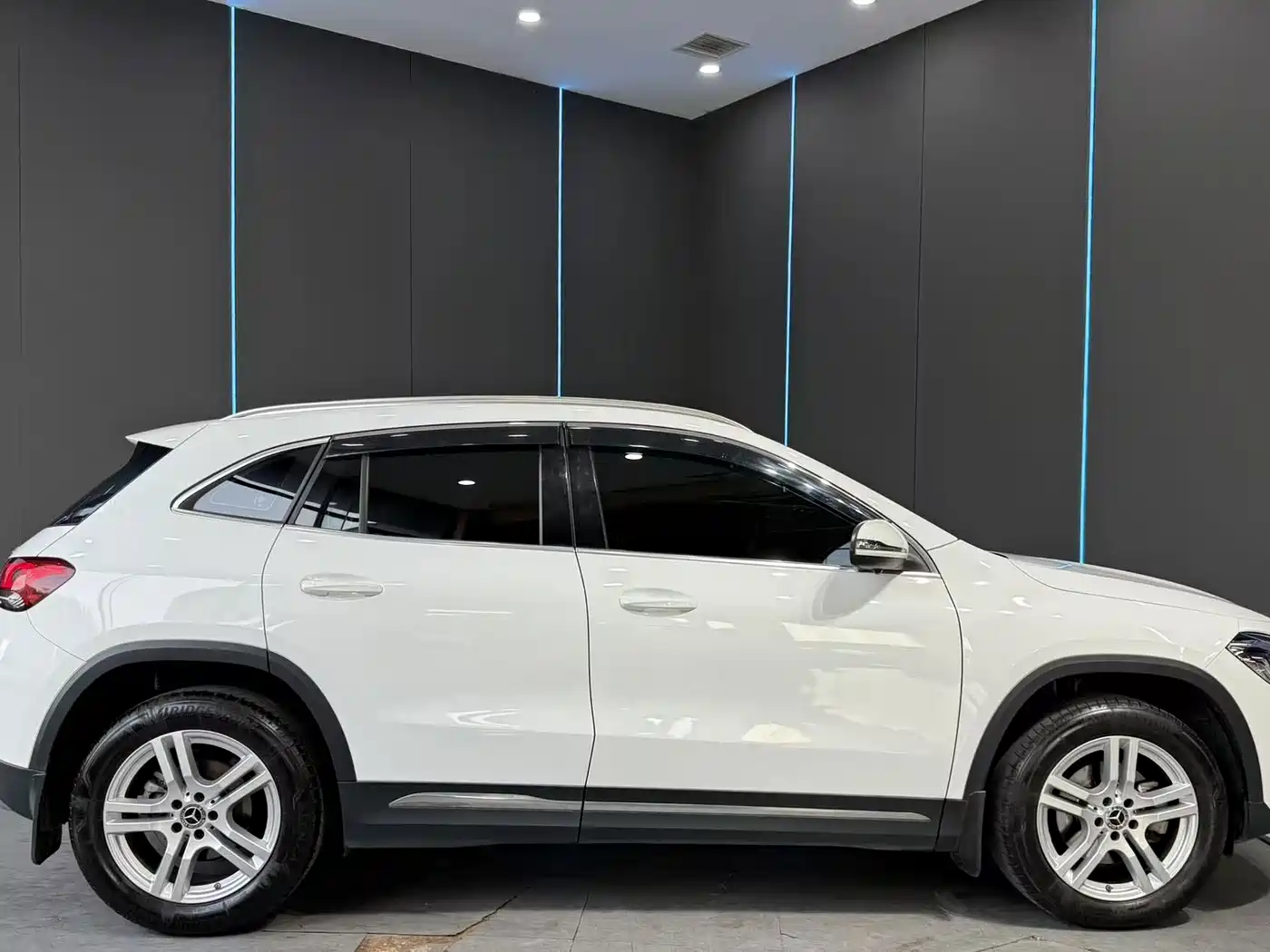 Mercedes-Benz GLA 2023