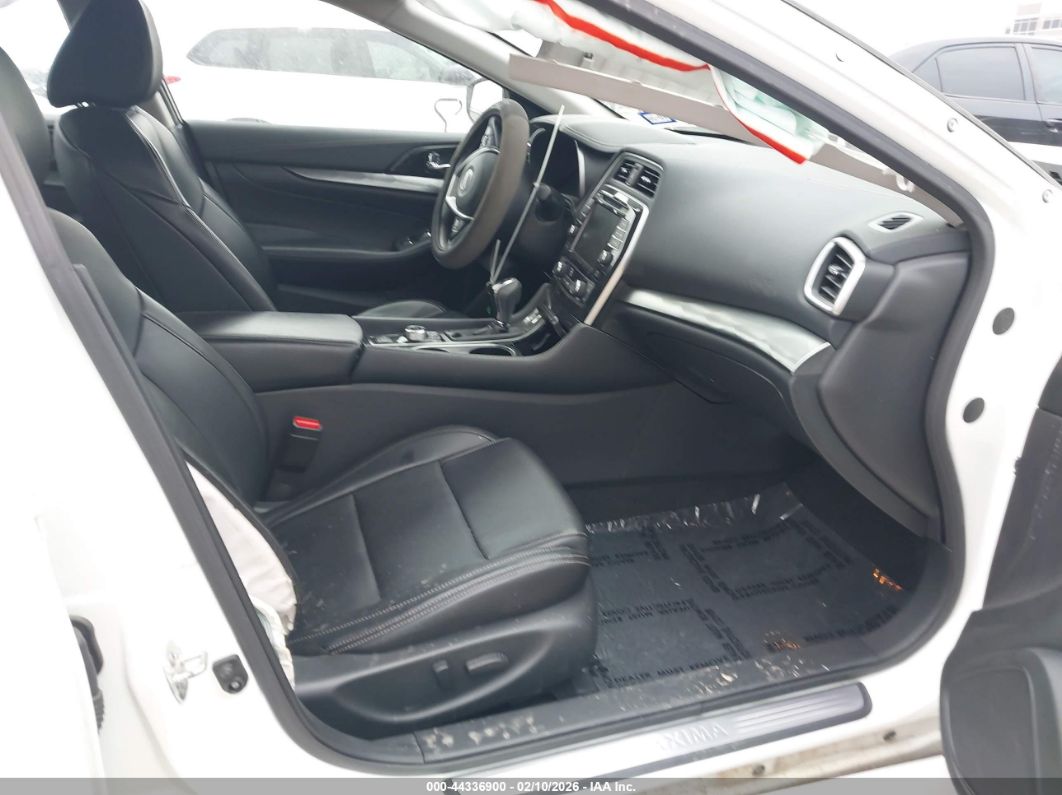 Nissan Maxima 2023