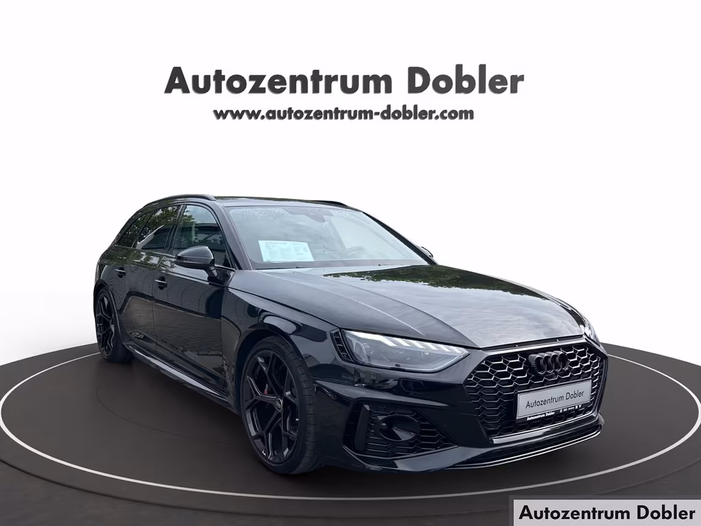 Audi RS4 2024