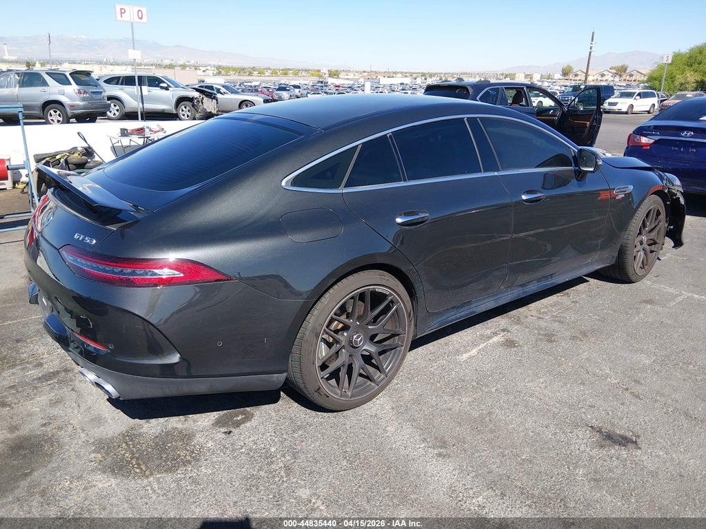 Mercedes-Benz AMG GT 2022