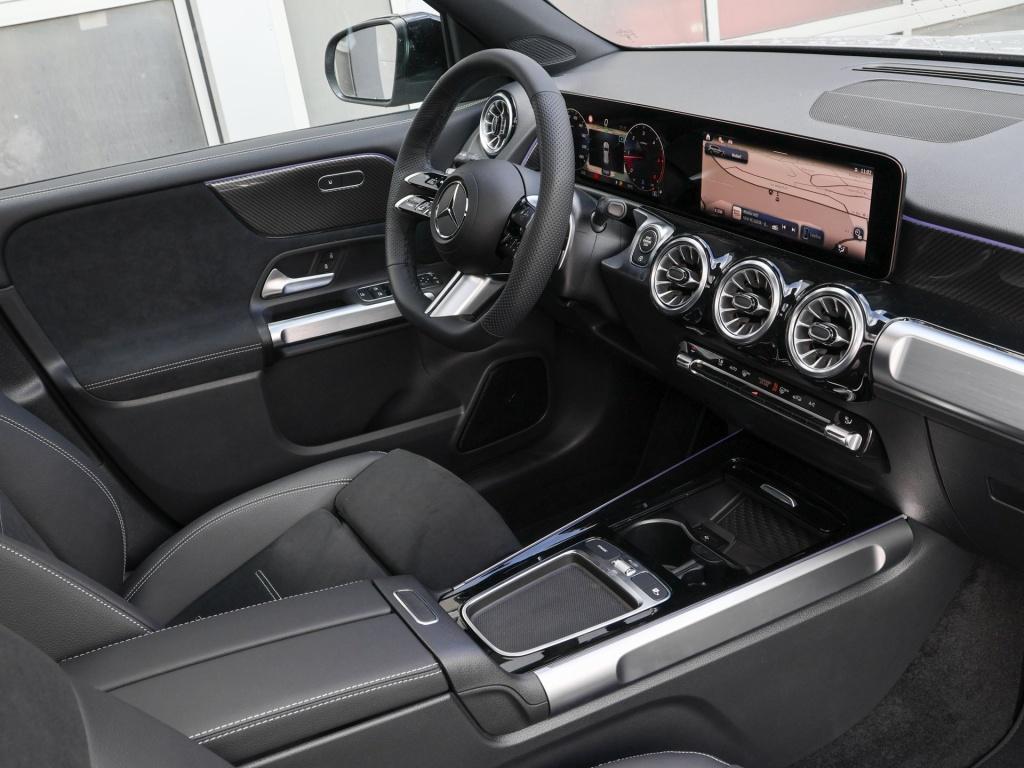Mercedes-Benz GLB 200 2026