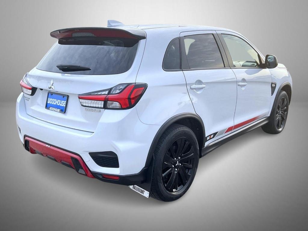 Mitsubishi Outlander Sport 2024