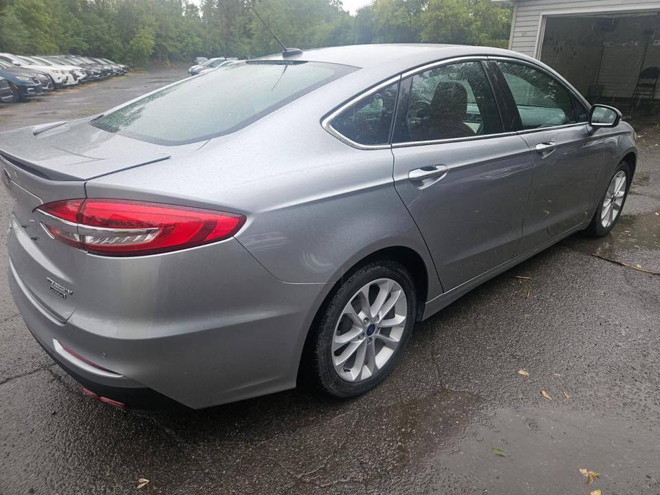 Ford Fusion 2020