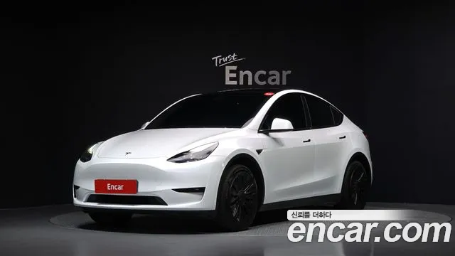 Tesla Model Y 2023