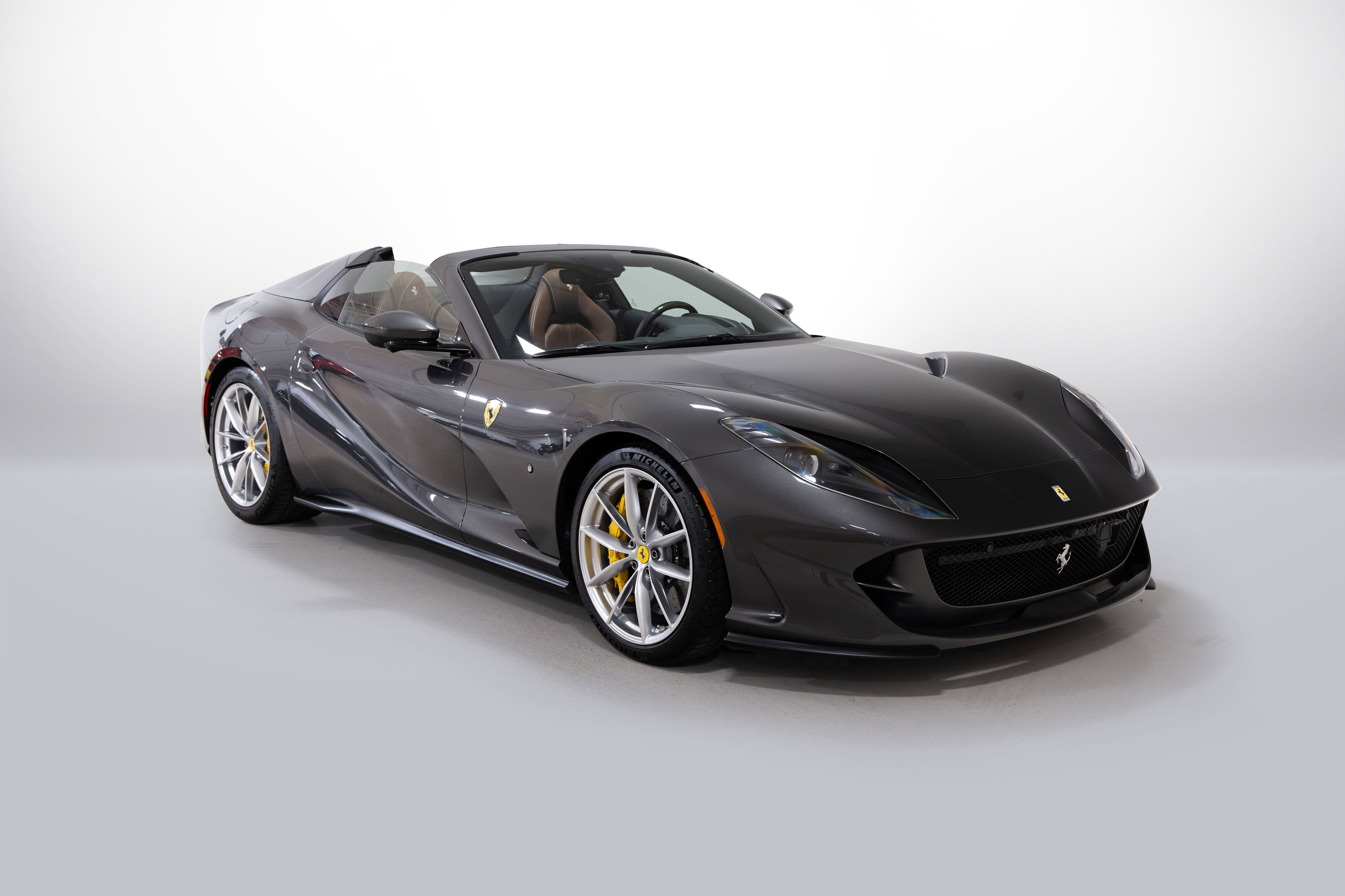 Ferrari 812 2022