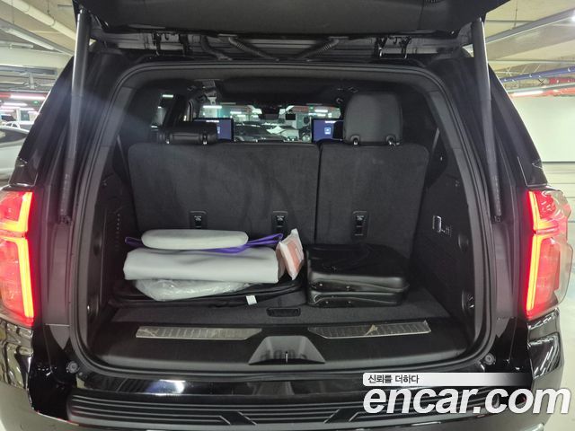 Chevrolet Tahoe 2023