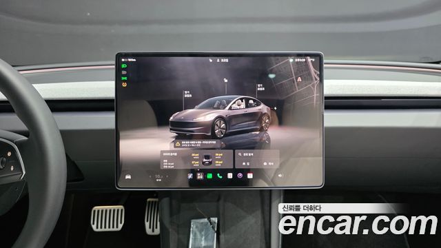 Tesla Model 3 2025