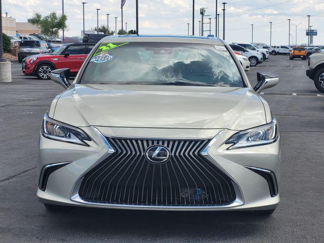 Lexus ES 2021