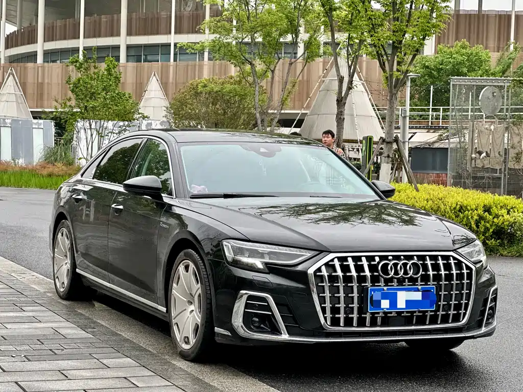Audi A8 2021