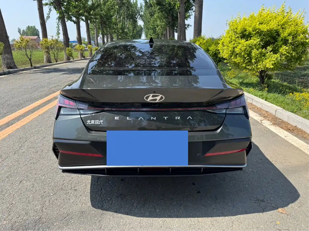 Hyundai Elantra 2026