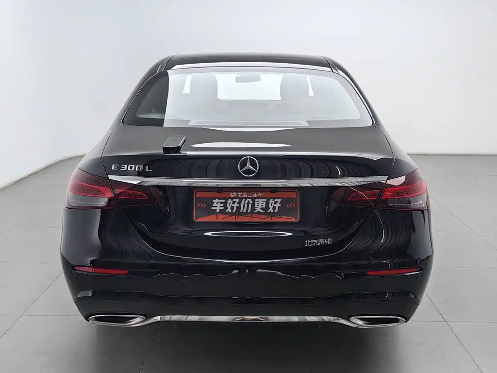 Mercedes-Benz E-Класс 2022