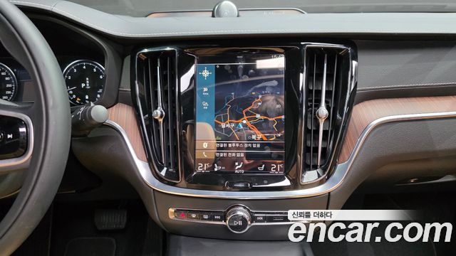 Volvo S60 2021