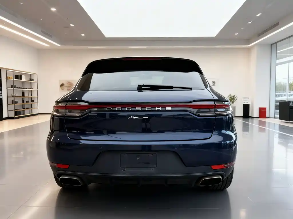 Porsche Macan 2021