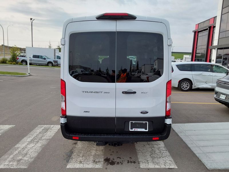 Ford Transit 2023