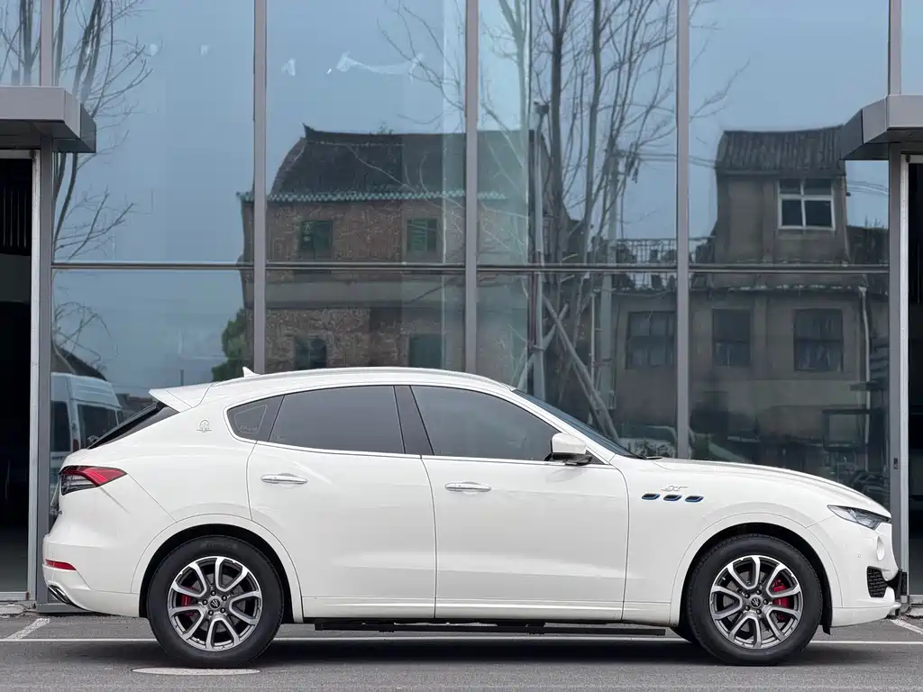 Maserati Levante 2023