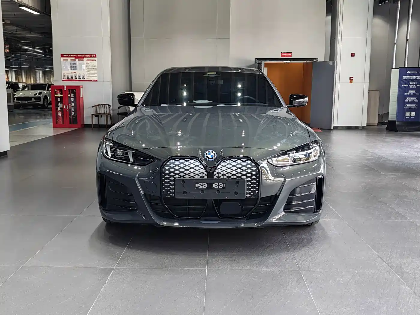 BMW i4 2024