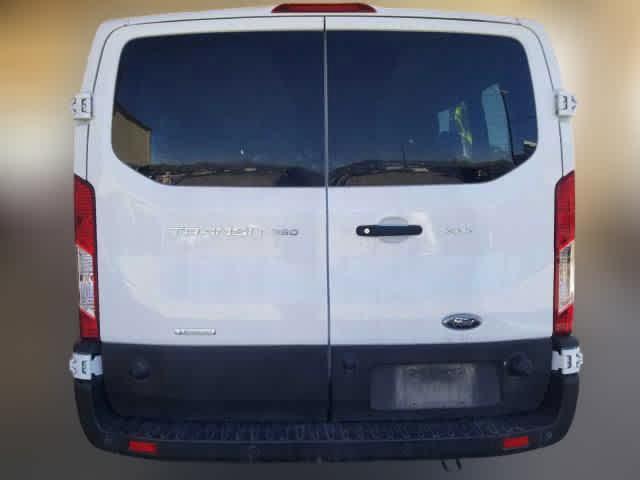 Ford Transit 2024