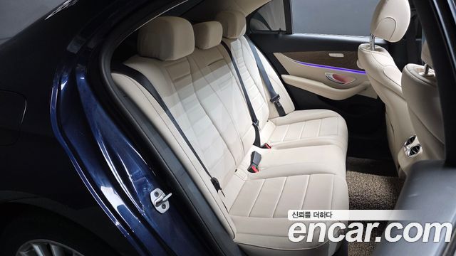 Mercedes-Benz E-Класс 2021