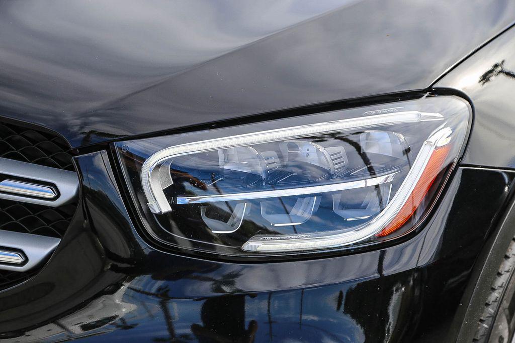 Mercedes-Benz GLC 300 2022