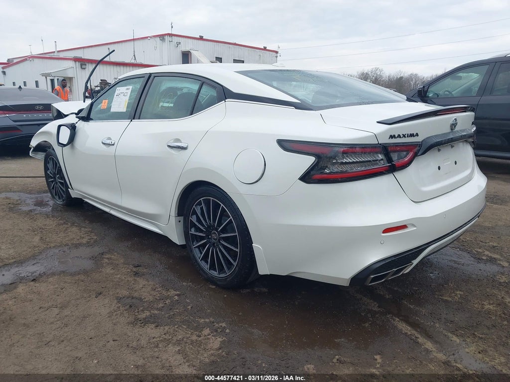 Nissan Maxima 2021