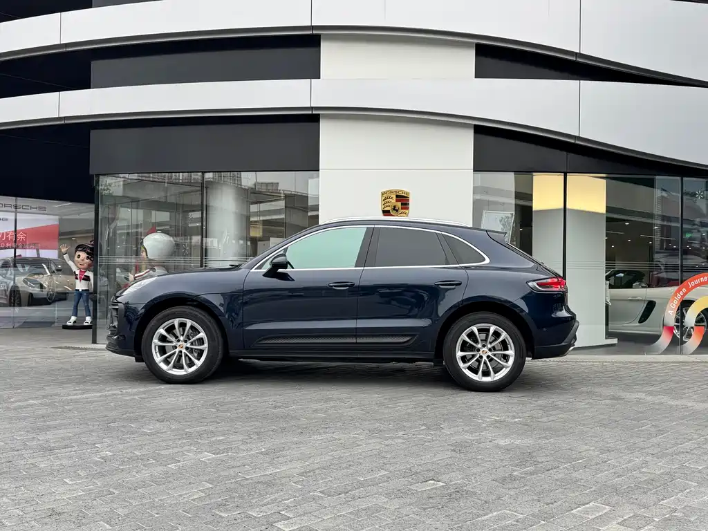 Porsche Macan 2022