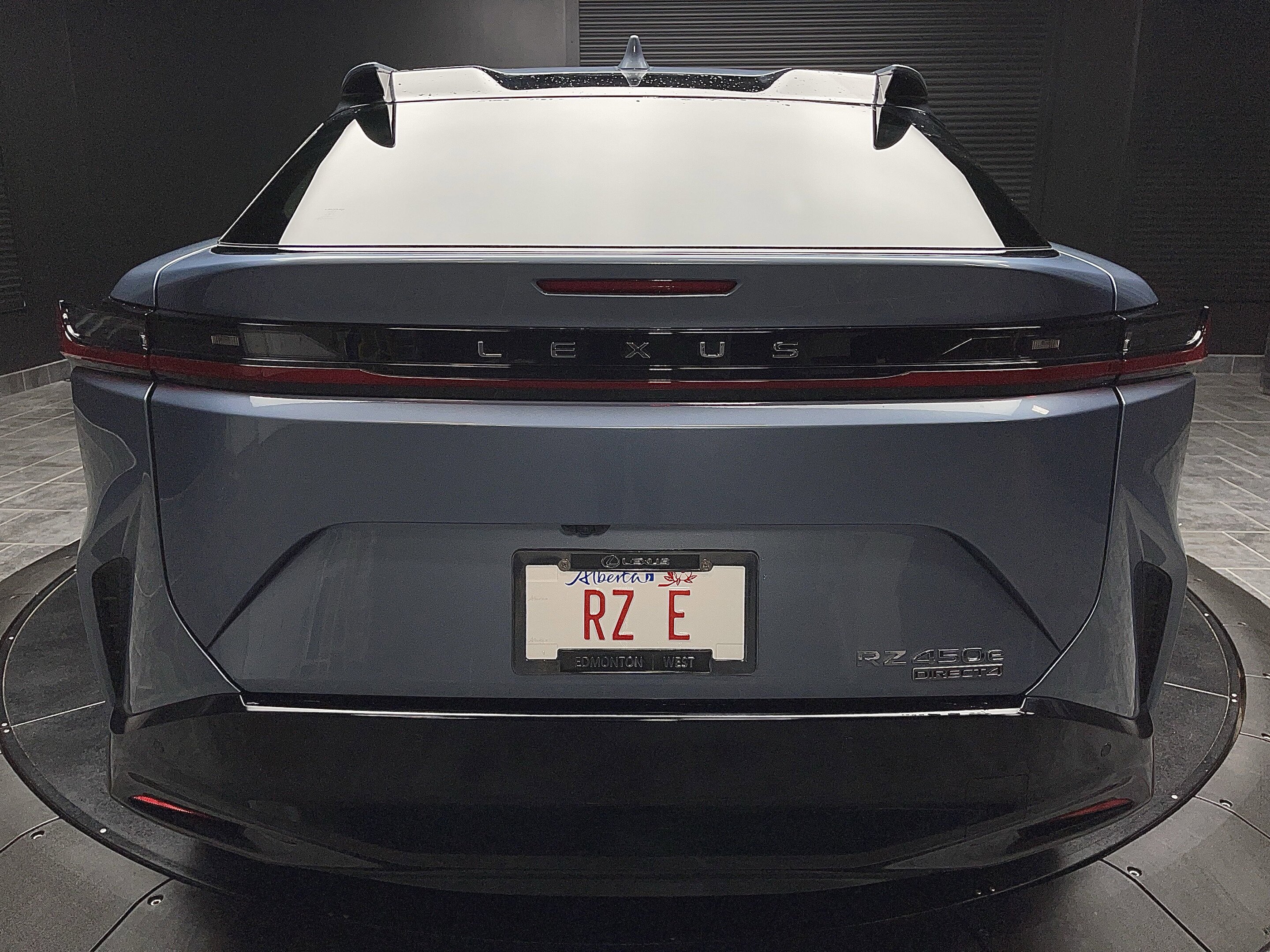 Lexus RZ 2025