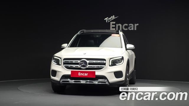 Mercedes-Benz GLB 2021