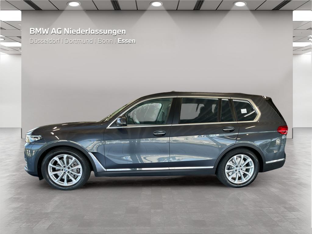 BMW X7 2021