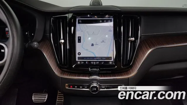 Volvo XC60 2021