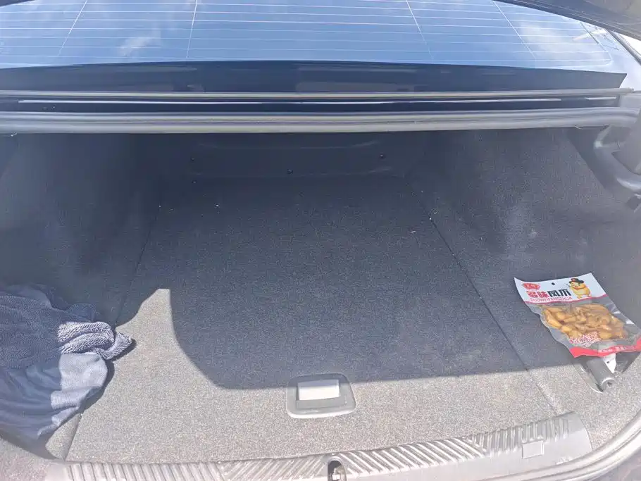 BMW i5 2024