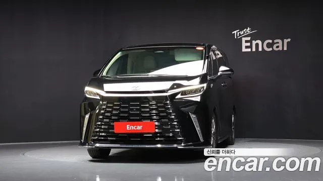 Lexus LM 2024