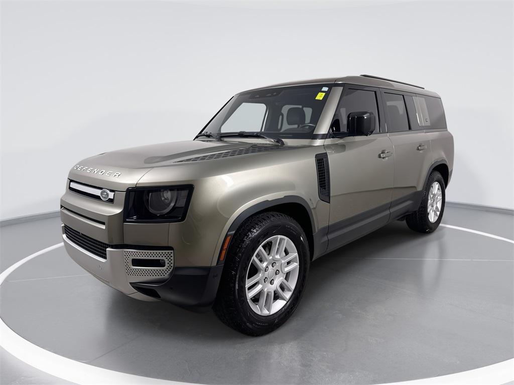 Land Rover Defender 2023