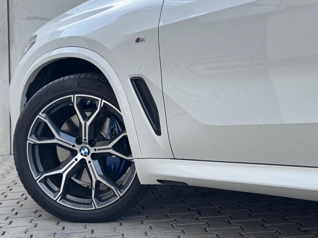 BMW X5 2023