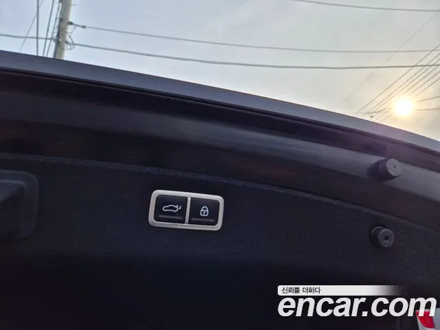 Genesis G80 2023