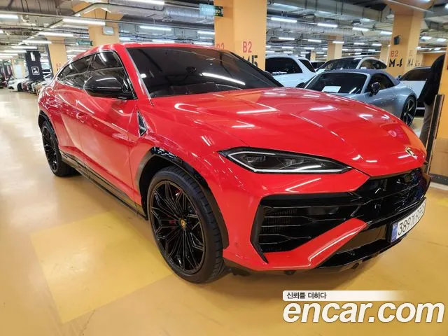 Lamborghini Urus 2025
