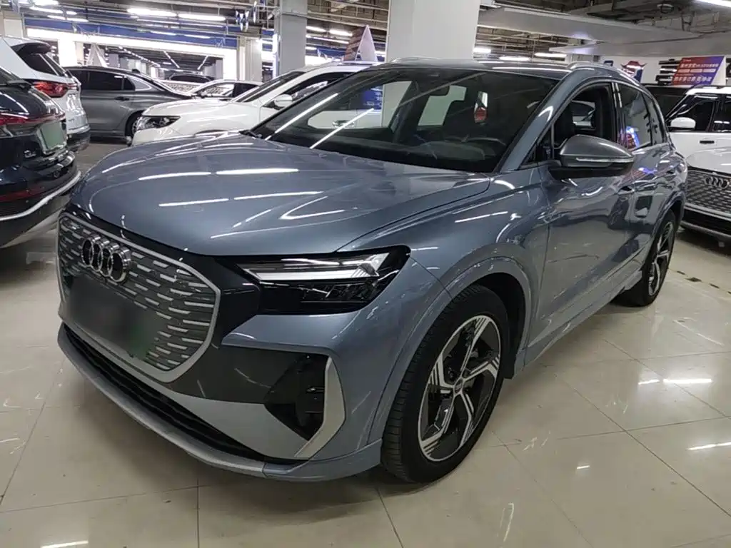 Audi Q4 e-tron 2024