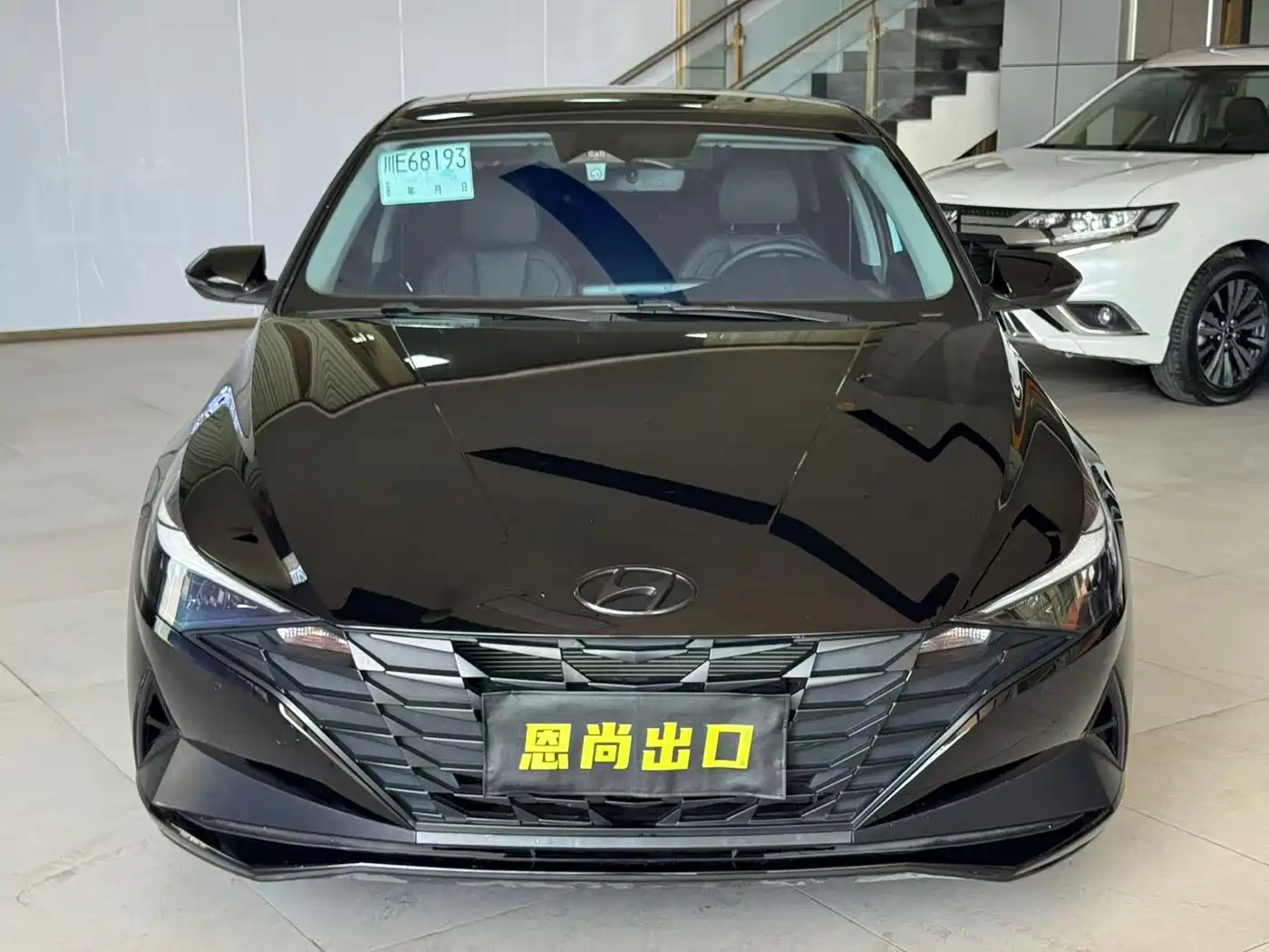 Hyundai Elantra 2022