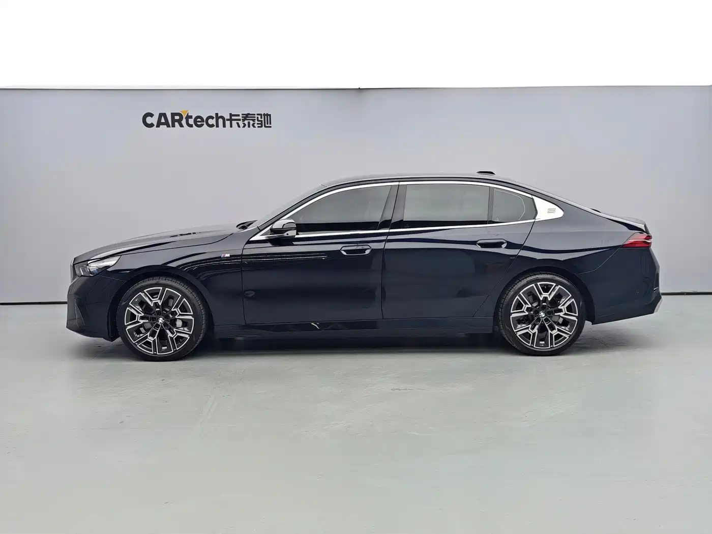 BMW 5 серии 2024